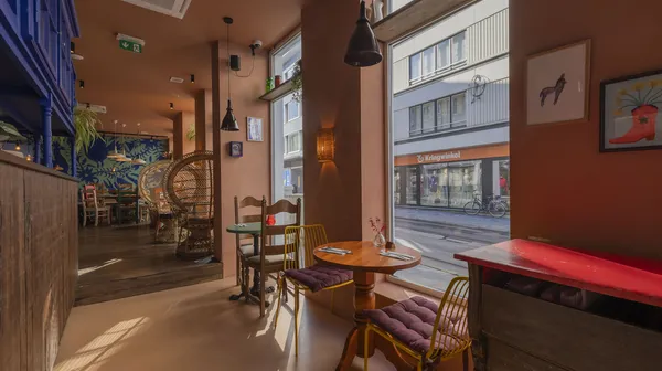 1778838703-LR - Kortrijksepoortstraat 1, 9000 Gent-004